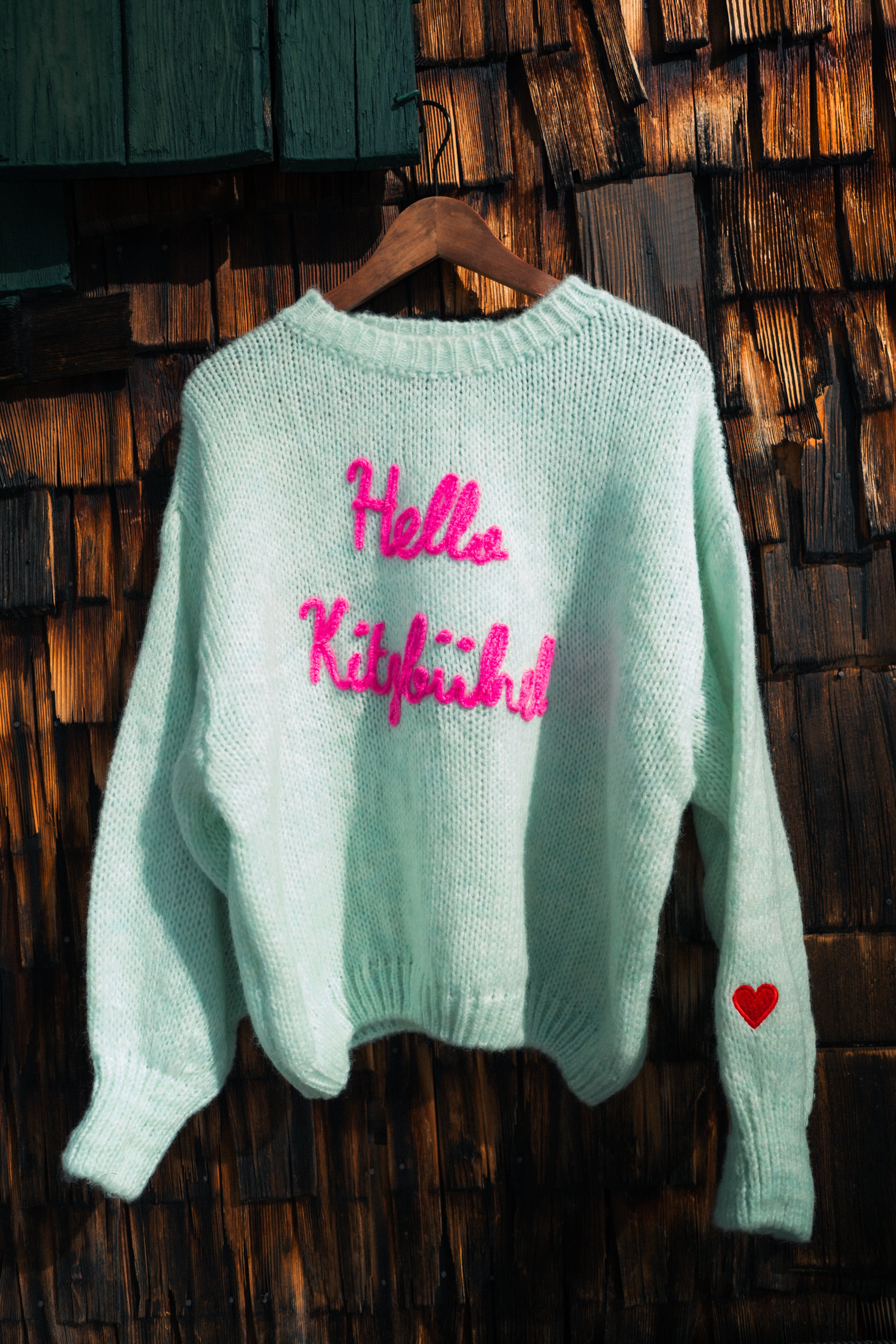 The Weekend — Mint Pulse Pink Font