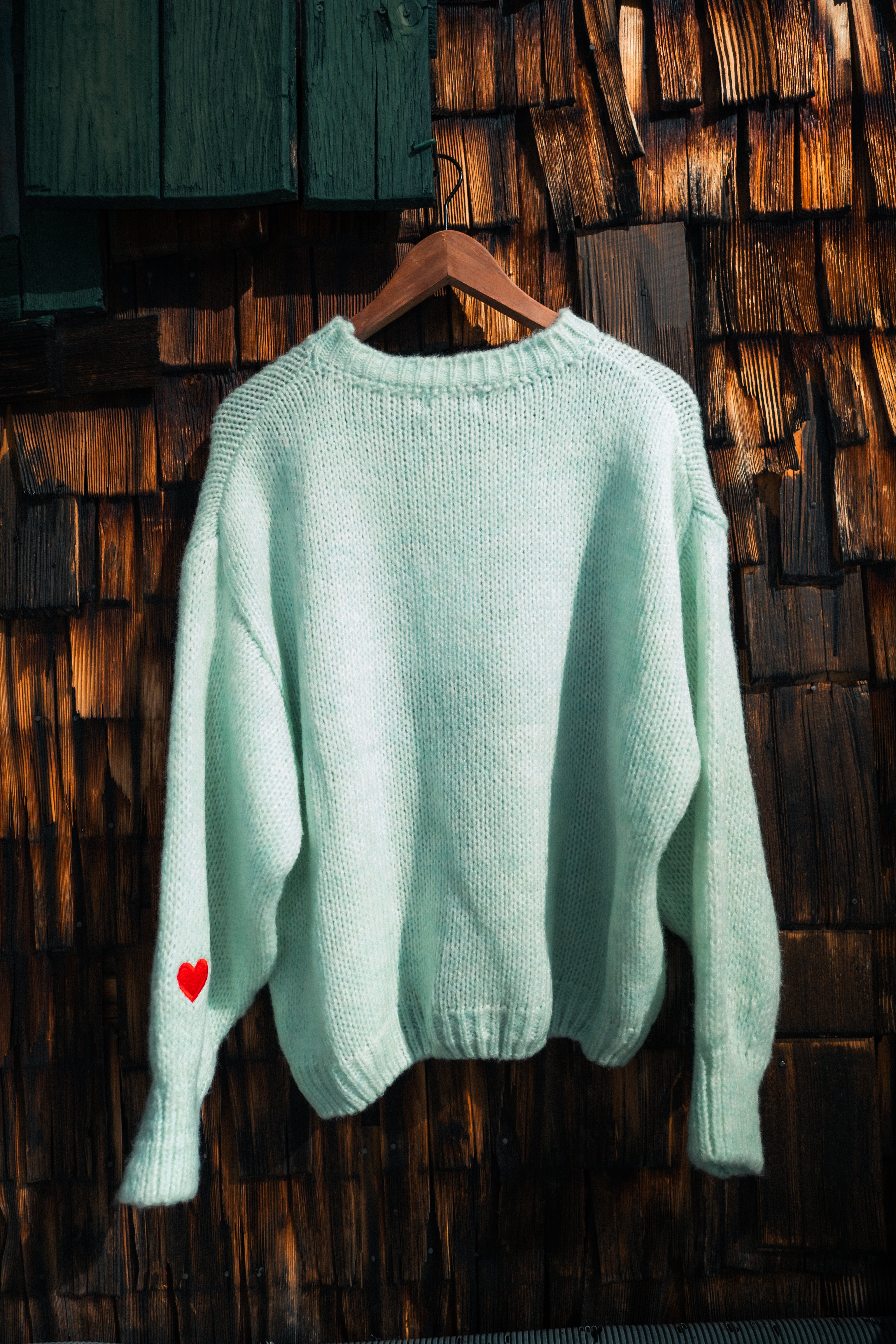 The Weekend — Mint Pulse Pink Font