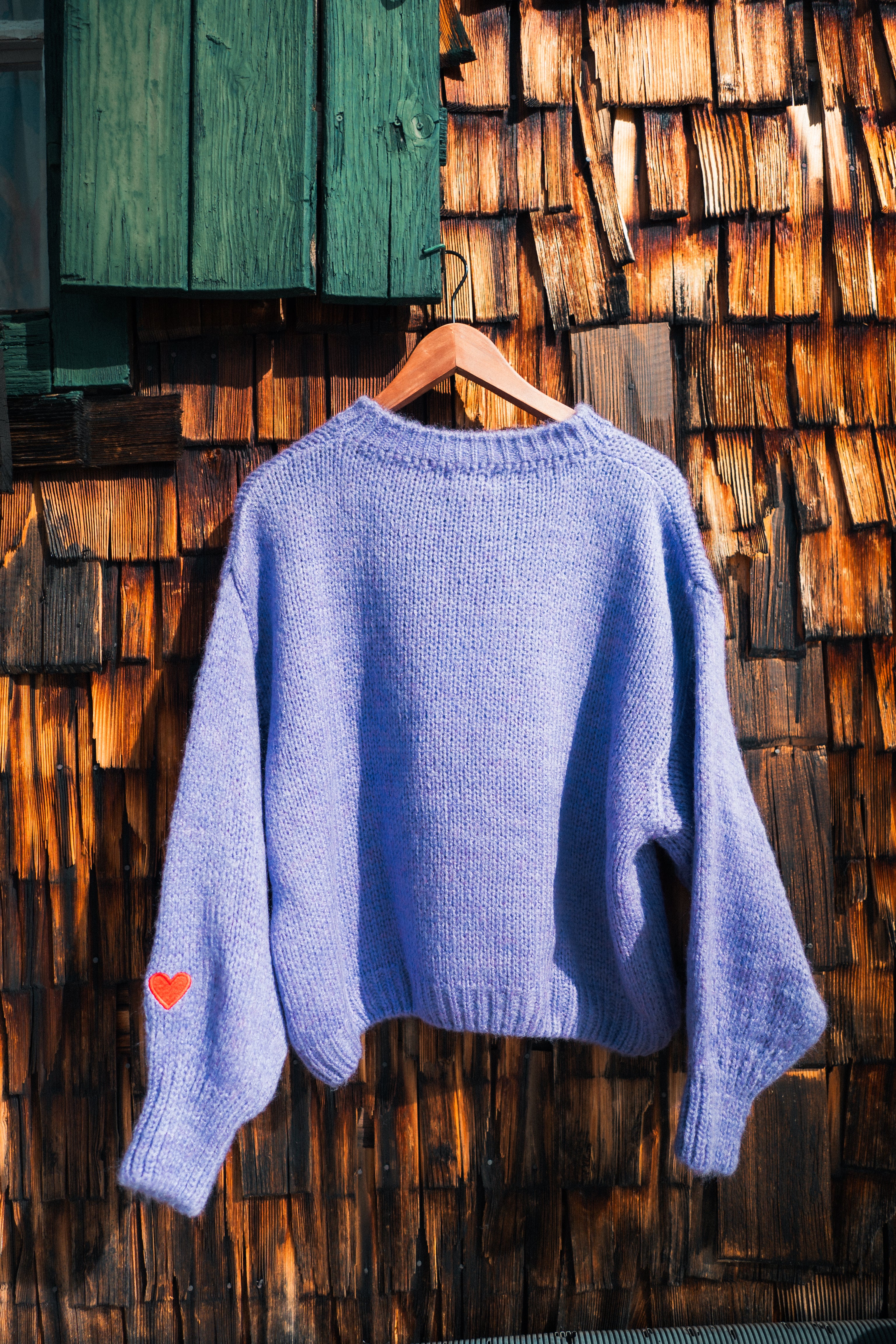 The Hahnen — Lilac Glow Orange Font