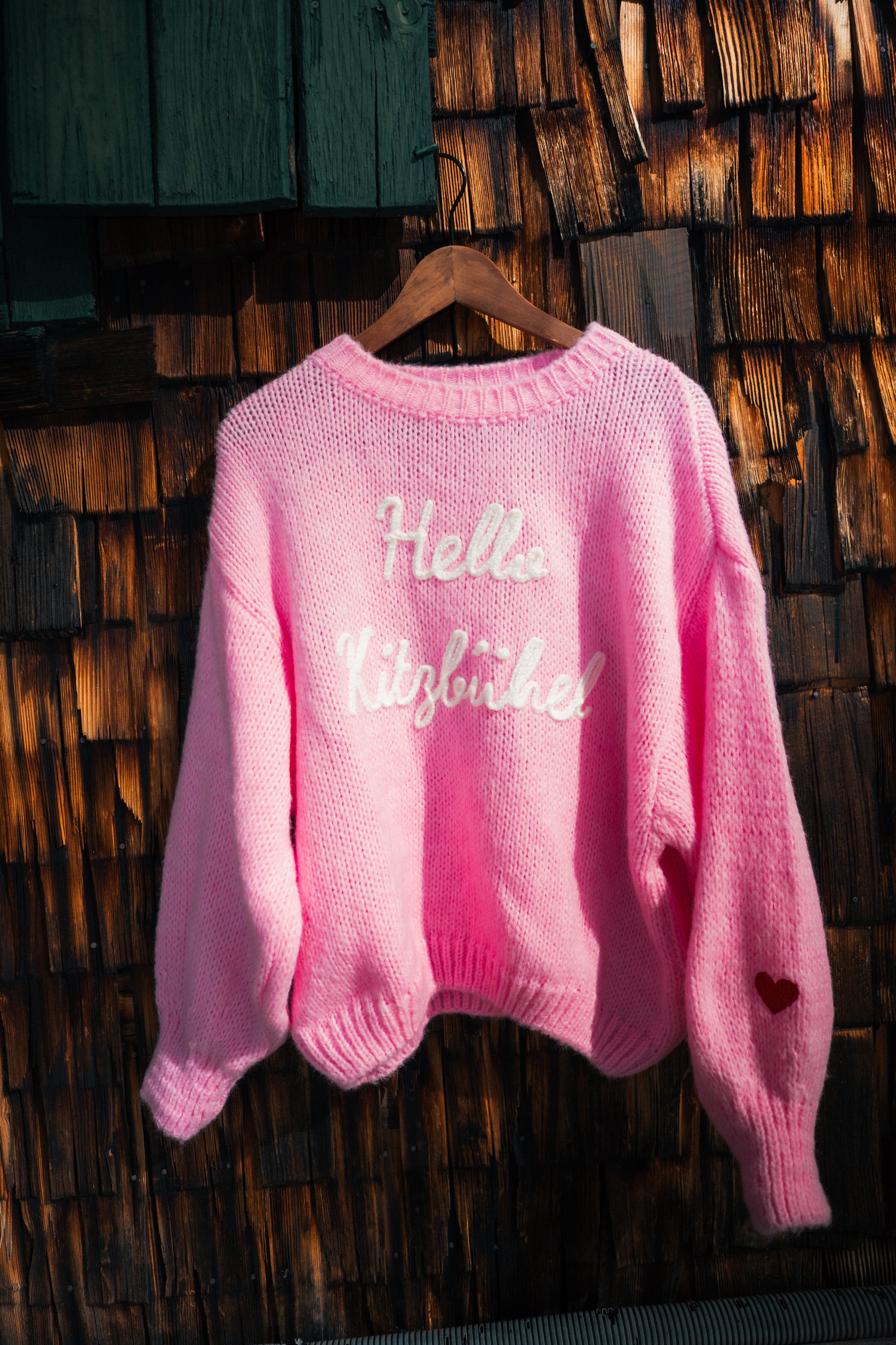 The Weekend — Pink Velvet White Fonts