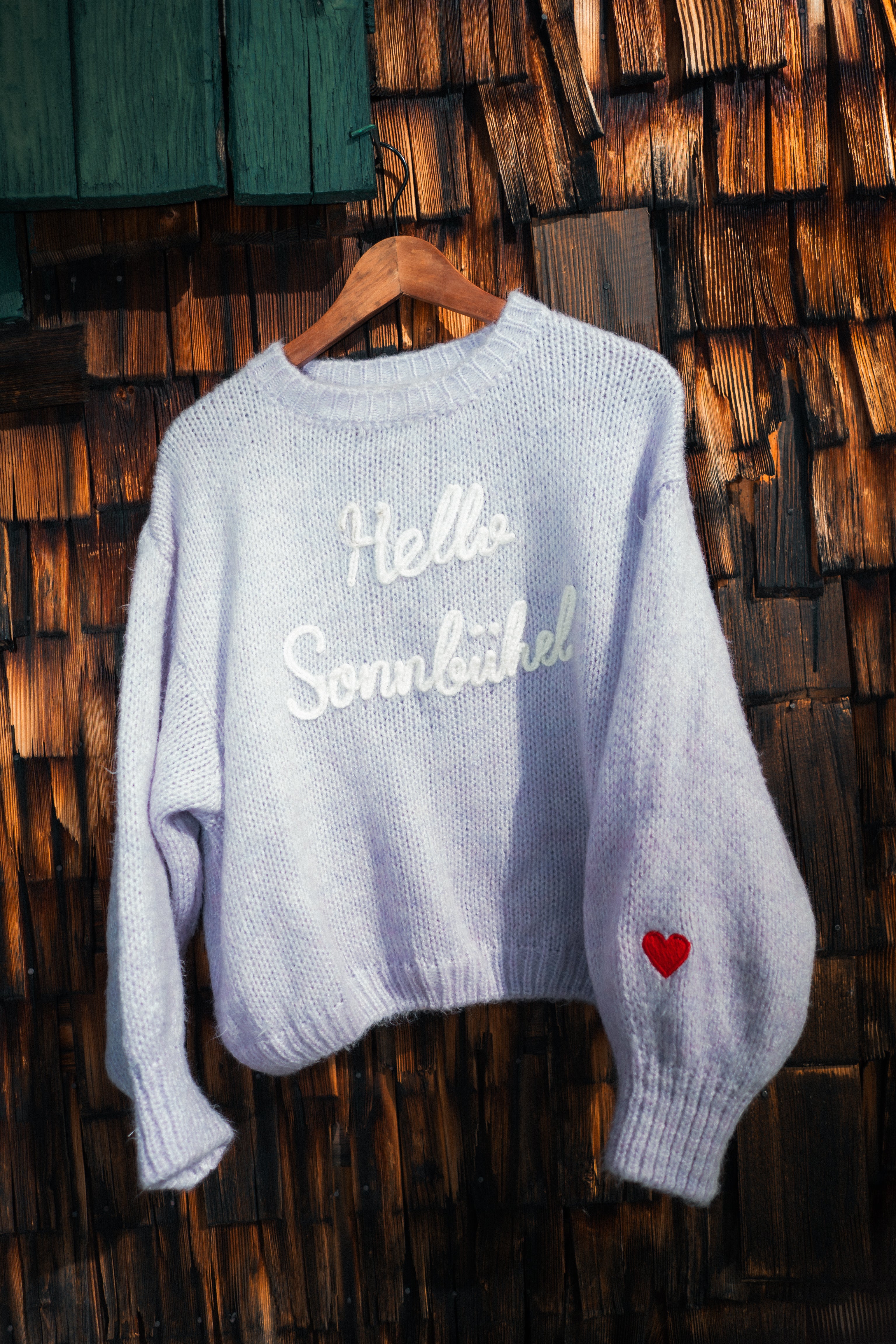 The Sonnbühel — Lavender Haze White Font